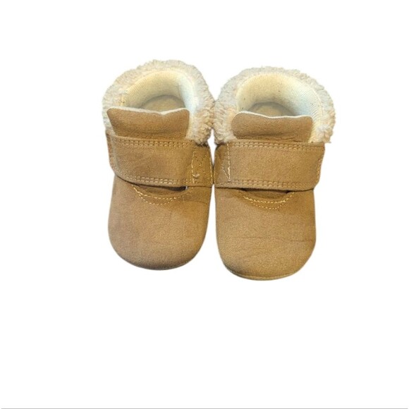Carter's Just One You Baby Winter Boots Size 12-18 Months - Picture 1 of 7